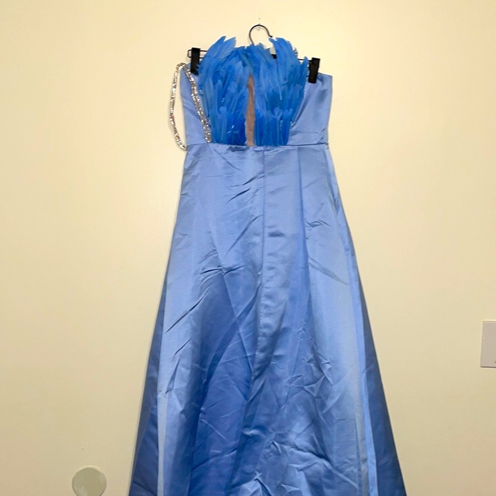 Lussoire | Romantic Blue Feather V-Neck One Shoulder Satin Gown